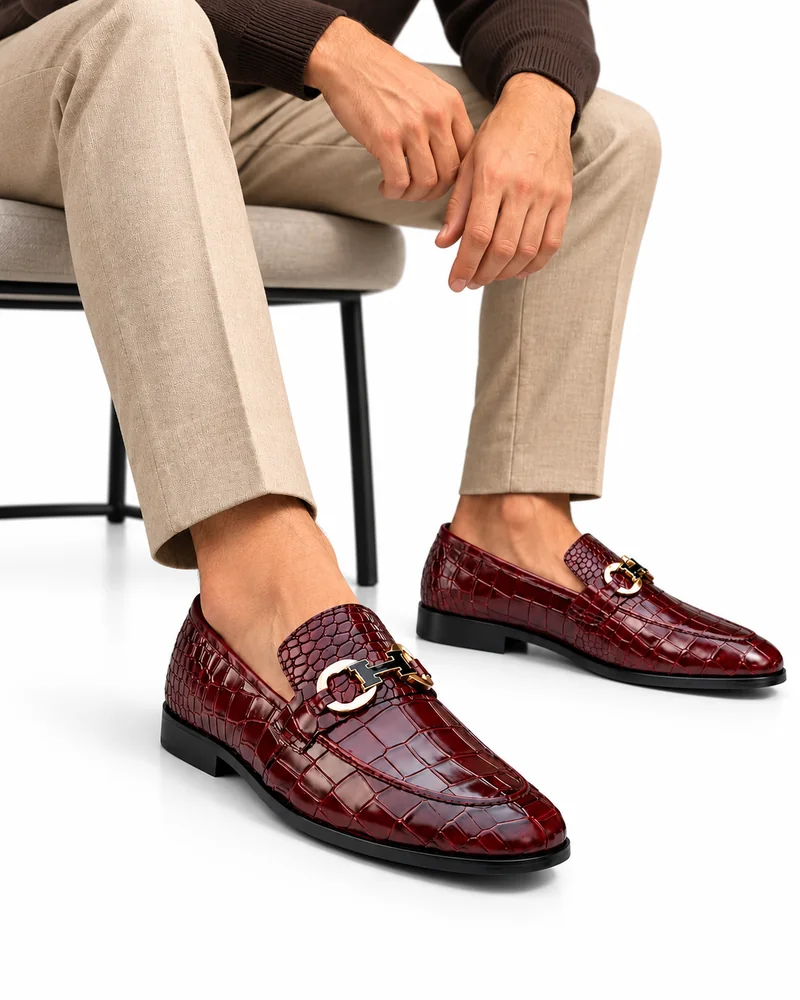 Men's Burgundy Croc-Embossed Leather Bit Loafers | Pelle Sole